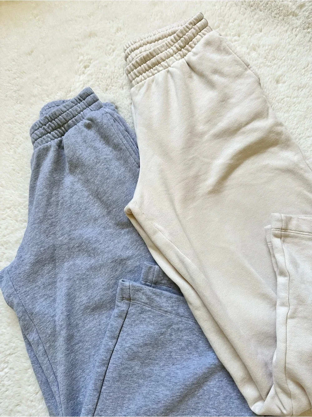 Old Navy Women’s 2Pack Highwaisted SoComfy Wide Leg Swearpants - Gray & Cream XS - Picture 7 of 15